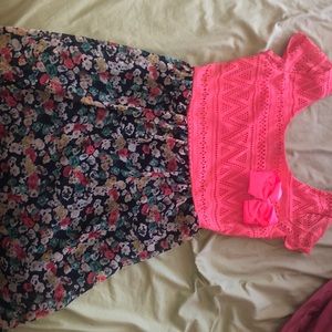 I’m selling a nice, casual dress